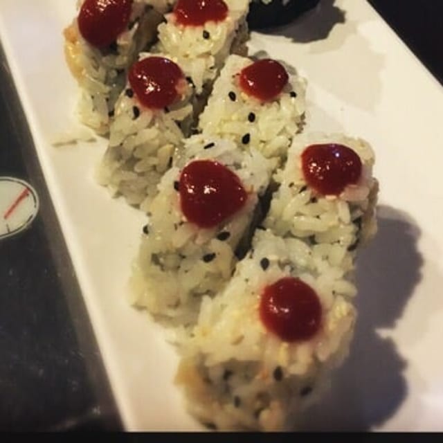 Spicy Scallop Roll.